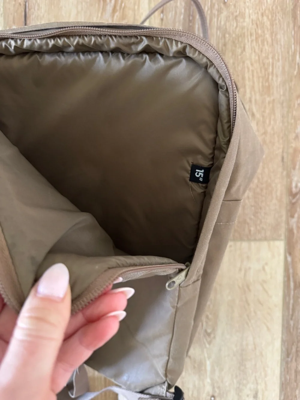Fjallraven Kanken | Backpack in Brown with Red Logo